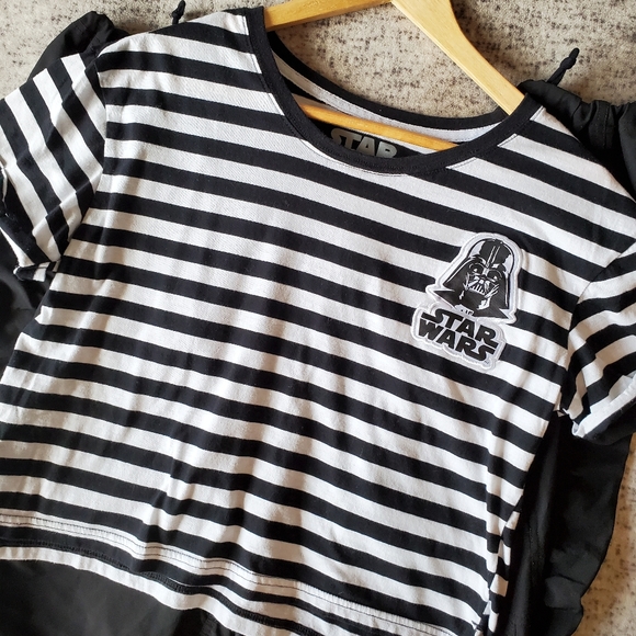🎉3/$39 STAR WARS Cropped Striped Tee - Picture 8 of 10